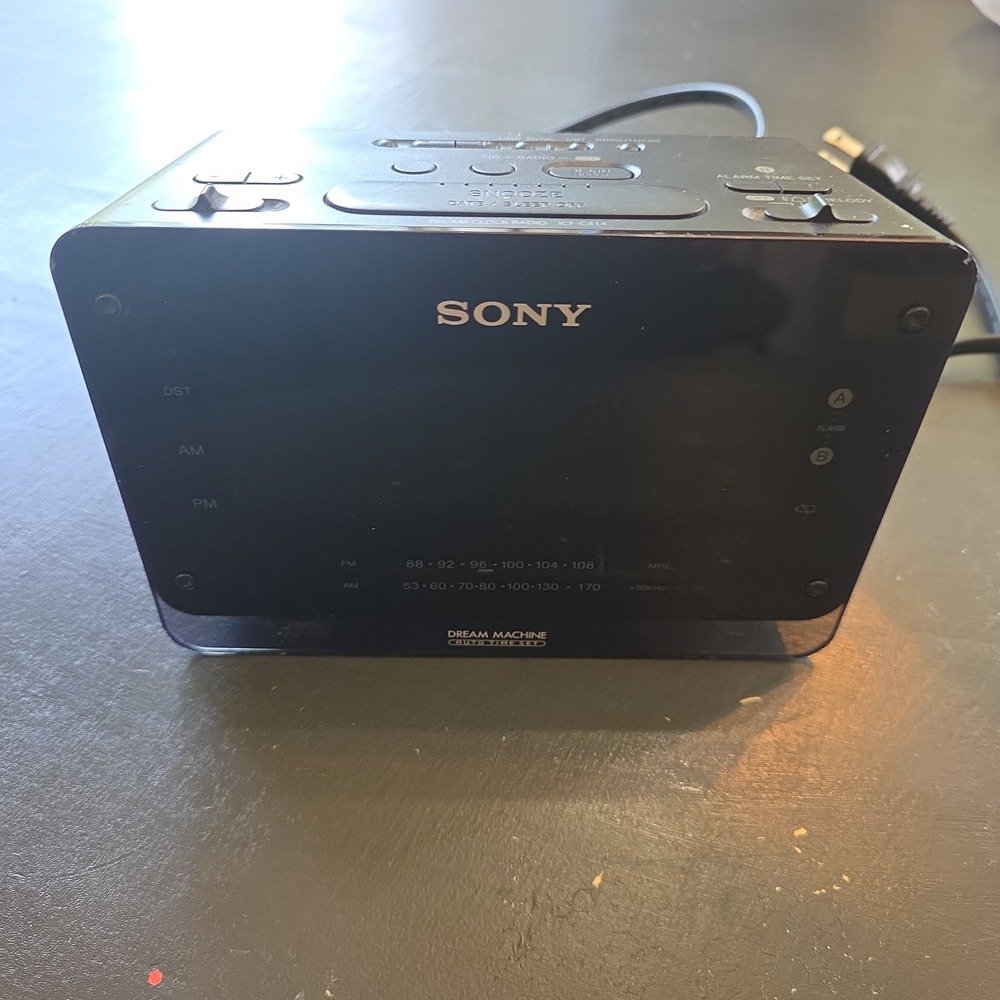 Sony Dream Machine ICF-C414 Dual Alarm Clock Radio AM FM Black Auto Time Set